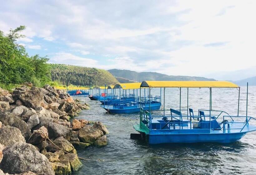 Номер Deluxe, Huakun Chain Tourist Guest House