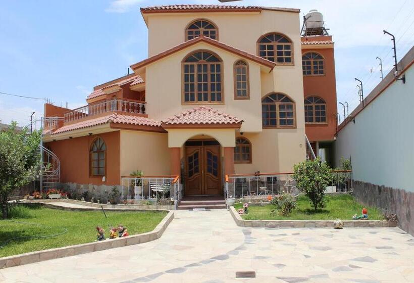 Апартаменты 1 Спальня Вид на Сад, The House