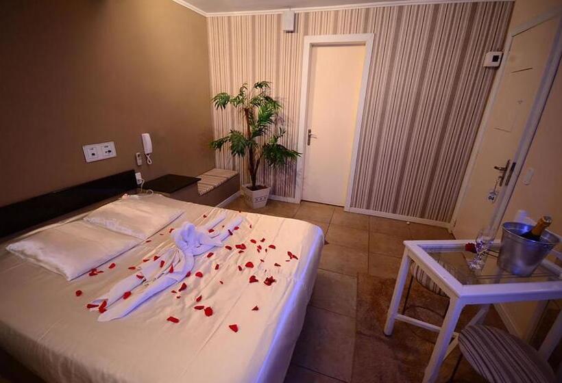 스위트, Motel Paradiso Carazinho   Adults Only