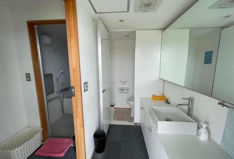 공동 객실, Guest House Active Life  Yado