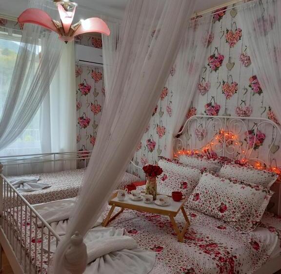 Номер Стандарт Трехместный, Guesthouse Jasmin