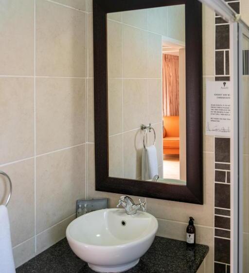 Семейный Номер Deluxe, Asante Guest House