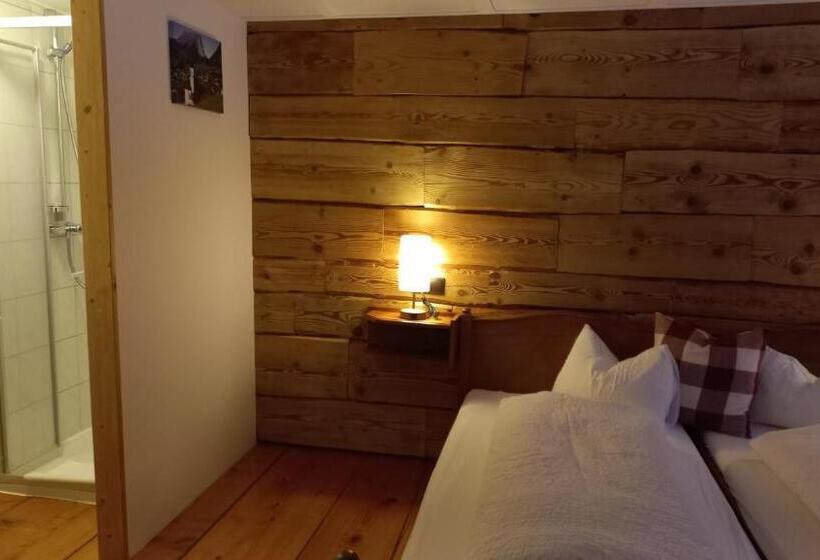 Семейный Номер, Landhaus Bad Hopfreben