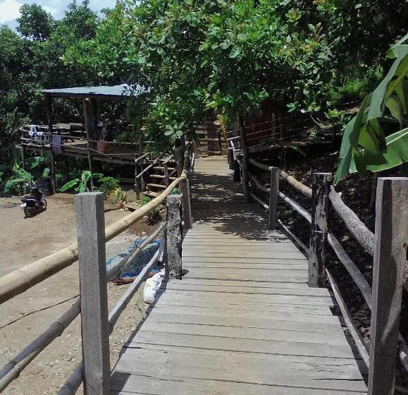 اتاق استاندارد, Tree Lodge Banlung