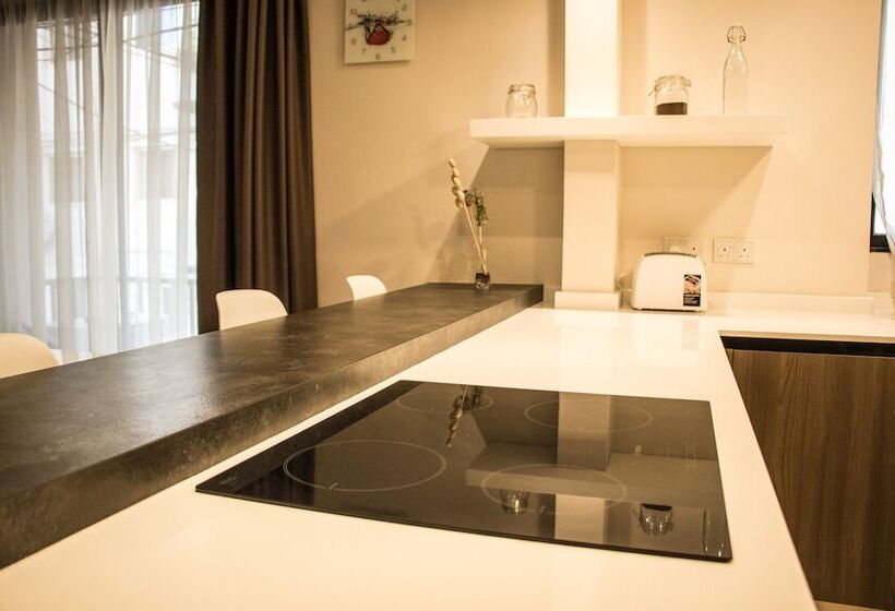 اتاق استاندارد با سرویس بهداشتی مشترک, Luxury Msida Circle Suites