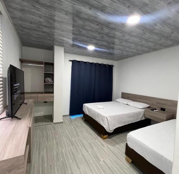 标准三人间, Apartamentos Isla Tropical