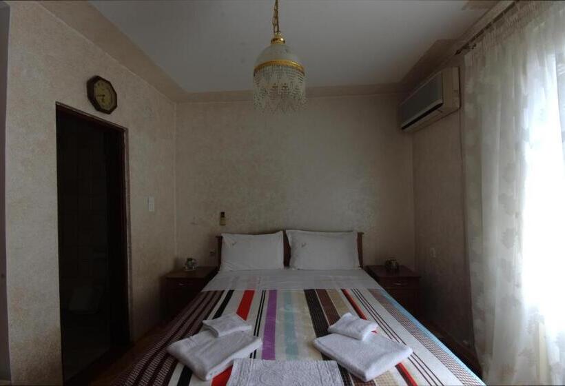 آپارتمان 1 خوابه با تراس, Apartments Astel