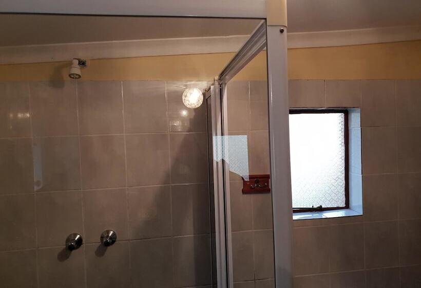 בקתת חדר, Hartbeespoort Holiday Resort