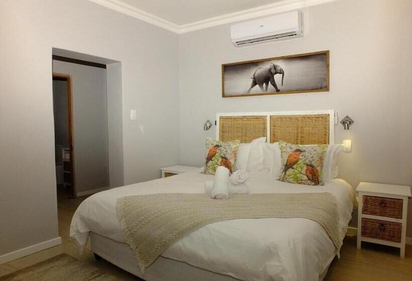 استودیوی لوکس, Lauradale Accommodation