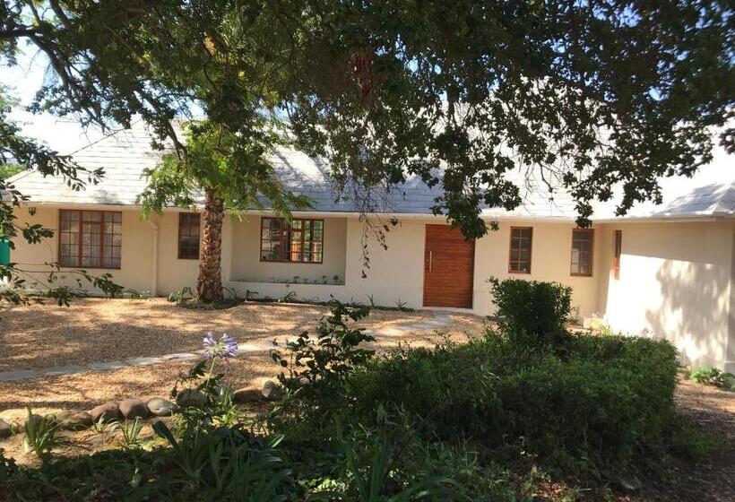 اتاق استاندارد, Lauradale Accommodation