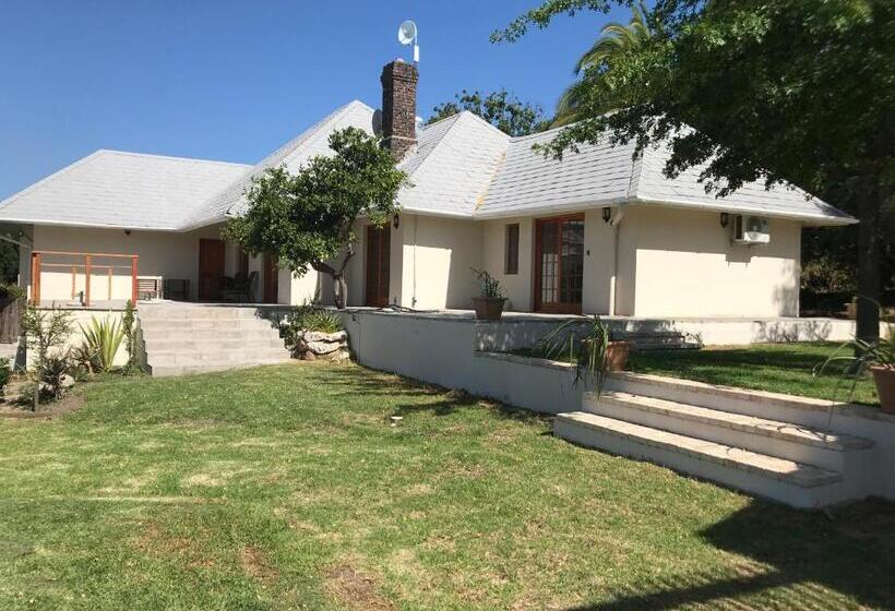 اتاق استاندارد, Lauradale Accommodation