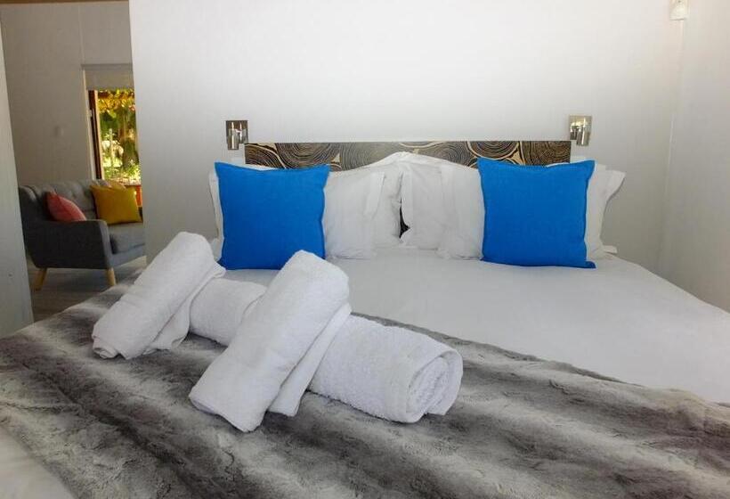 بانگلوی استاندارد, Lauradale Accommodation
