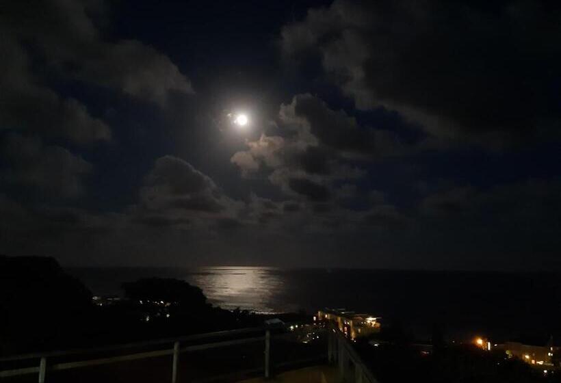اتاق خانوادگی با چشم‌انداز دریا, Albatros Guest House, Margate, South Africa