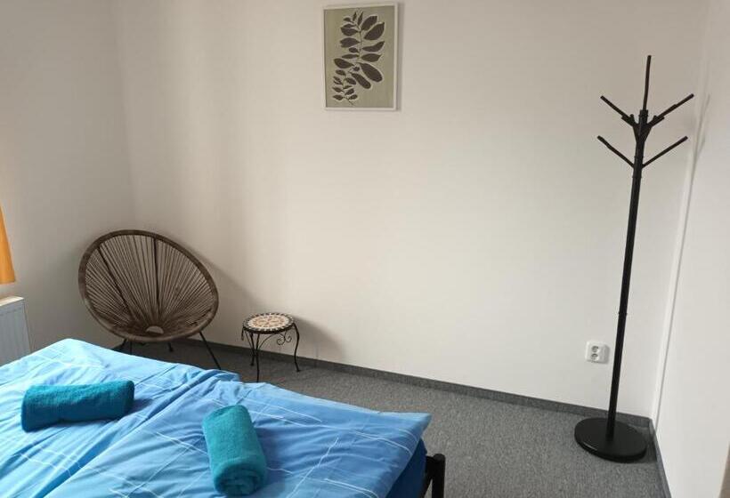 اتاق استاندارد سه نفره, Vila Pavlínka , Apartmány Losiny