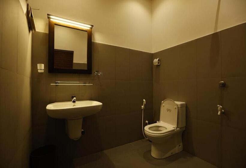 Quarto Familiar, J