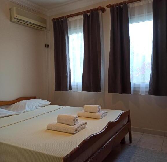 سوییت جونیور با چشم‌انداز استخر, Işıl Suit Apart Otel