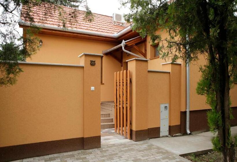 آپارتمان 1 خوابه, Boróka Vendégház
