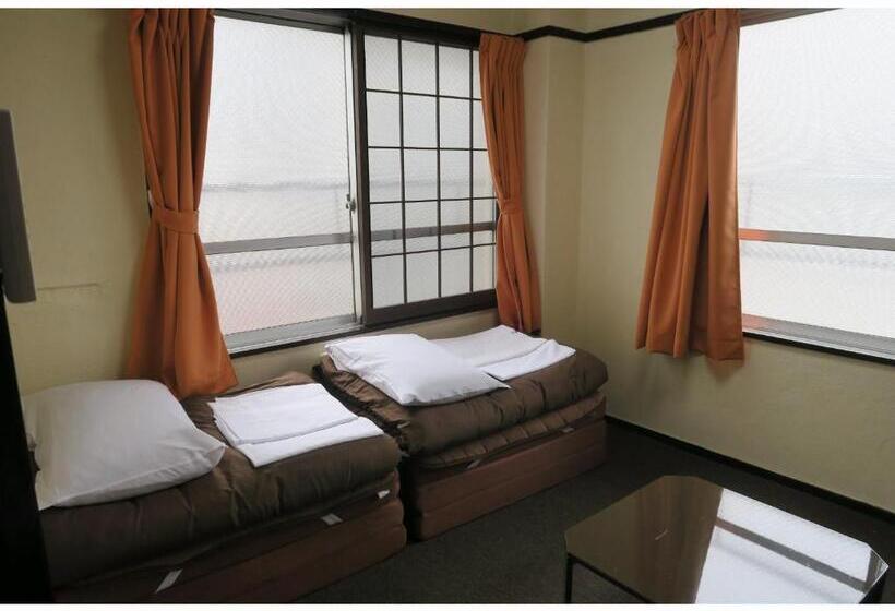 4인용 스탠다드 룸, Takamatsu Guest House Bj Station
