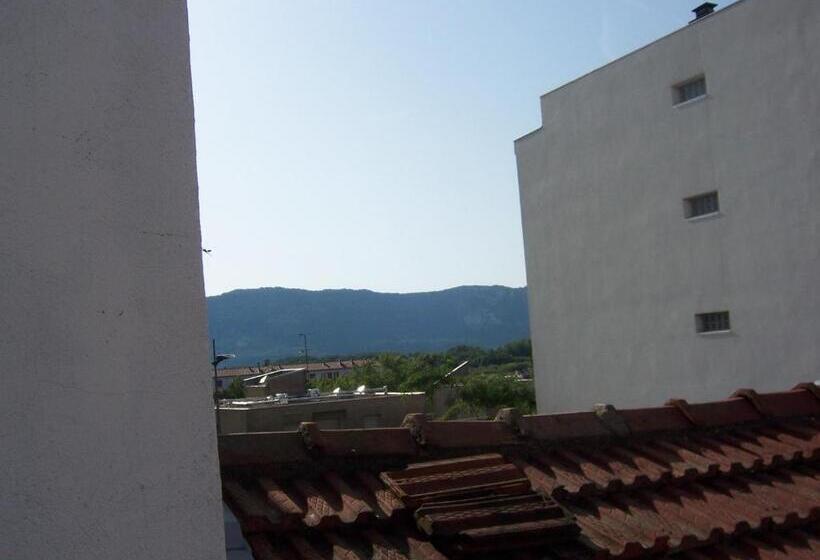 اتاق اکونومی, Relais Sud
