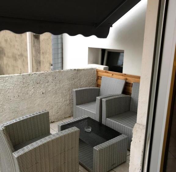 اتاق اکونومی, Relais Sud