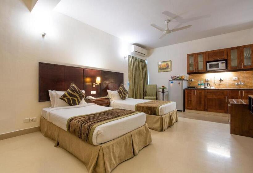 Студия Стандарт, Rosewood Apartment Hotel   Pantnagar