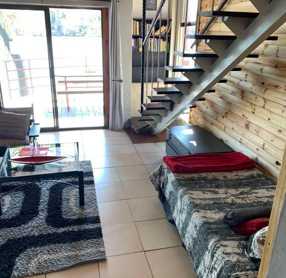 بنگله خانوادگی, Serenity Guesthouse