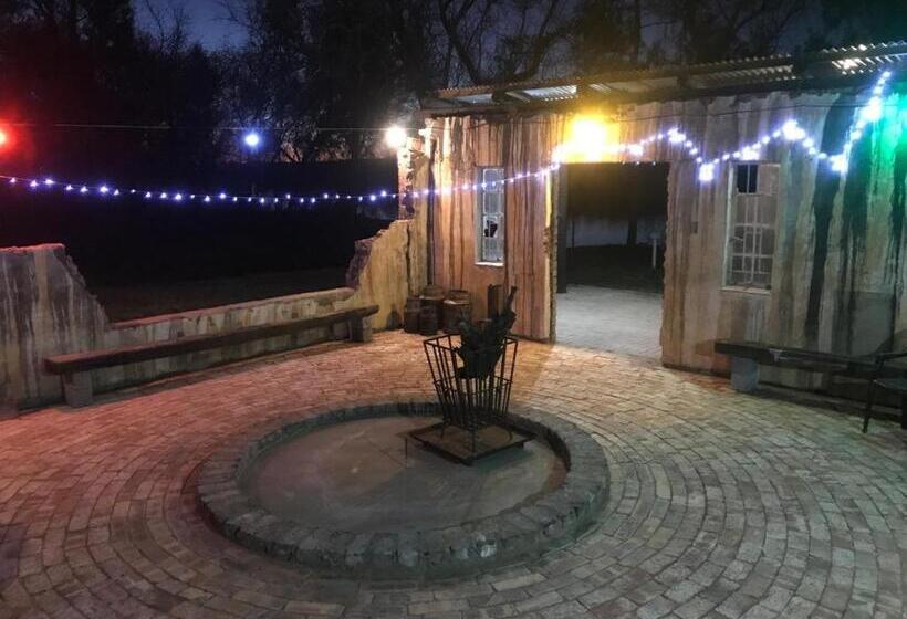 کلبه ییلاقی, Serenity Guesthouse