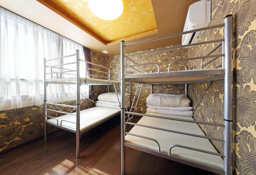 Номер Стандарт Четырехместный Совместный Санузел, Guesthouse Tiga