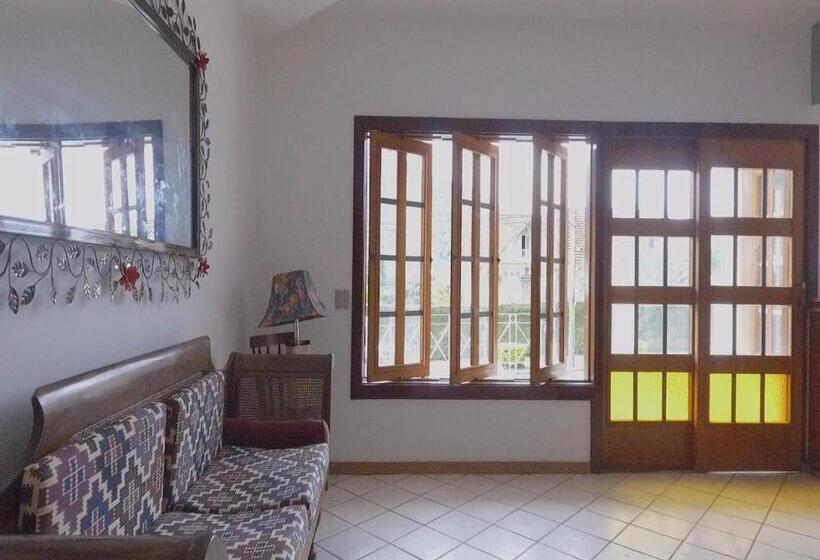 Номер Стандарт Трехместный, Pousada Bariloche