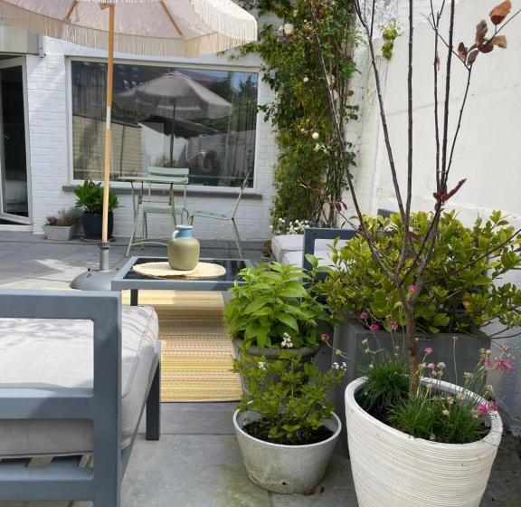חדר משפחתי, Guesthouse Poppies