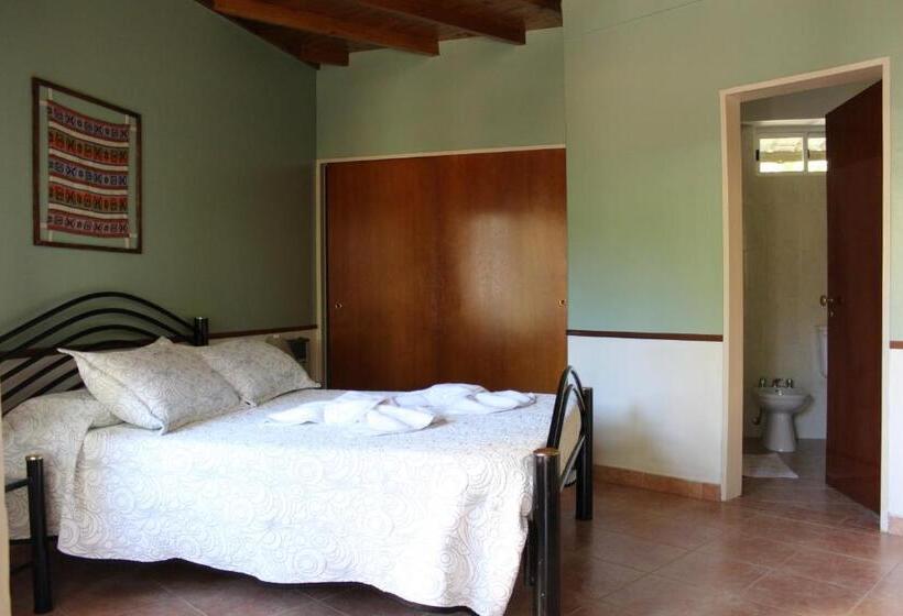 标准间, Vila Sornico