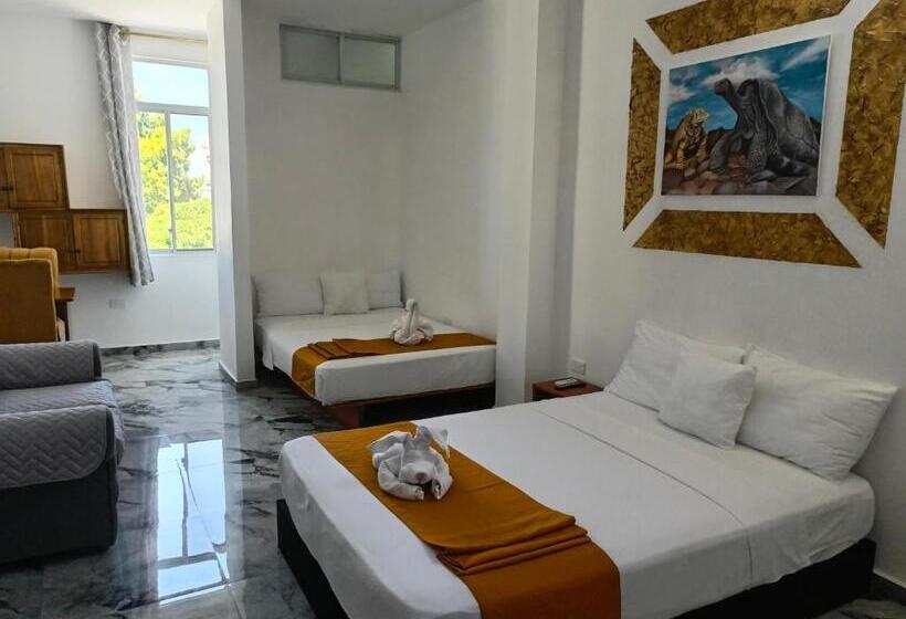 Номер Стандарт Трехместный, Patty House Galapagos