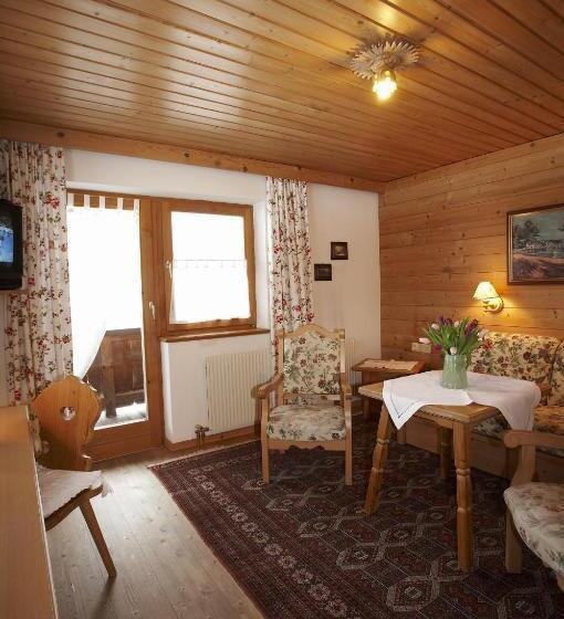 Номер Стандарт с Балконом, Altenhauser Hof