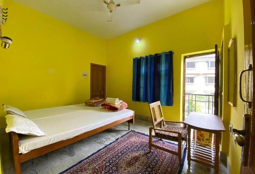 חדר סטנדרט עם מרפסת, Rahul Guest House