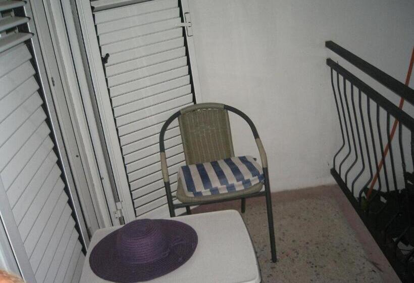 آپارتمان 1 خوابه با بالکن و چشم‌انداز دریا, Guest House Plima 2