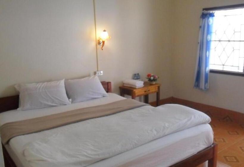 Номер Стандарт, Meexai Guesthouse