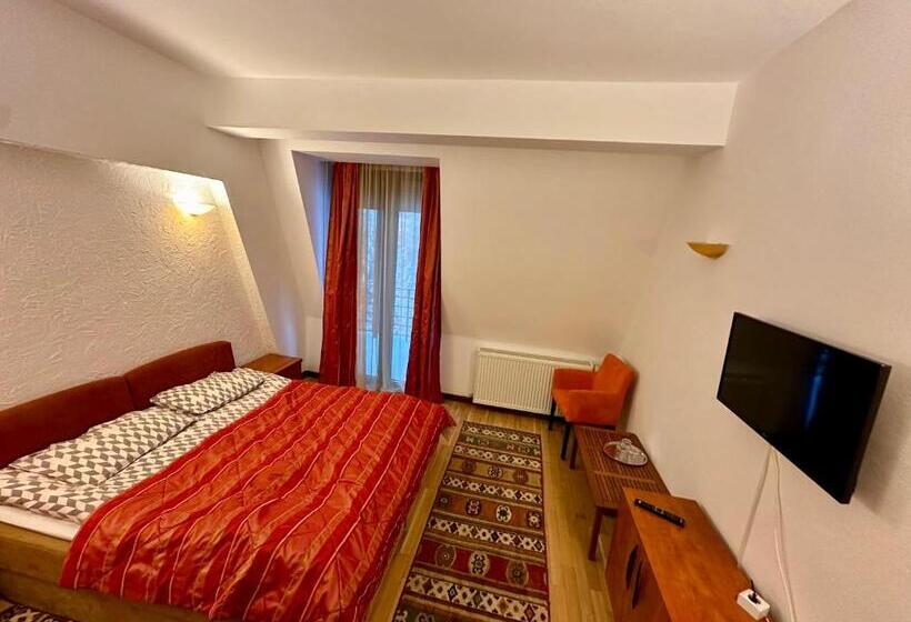 Quarto Estandar, Pensiunea Rasnoava