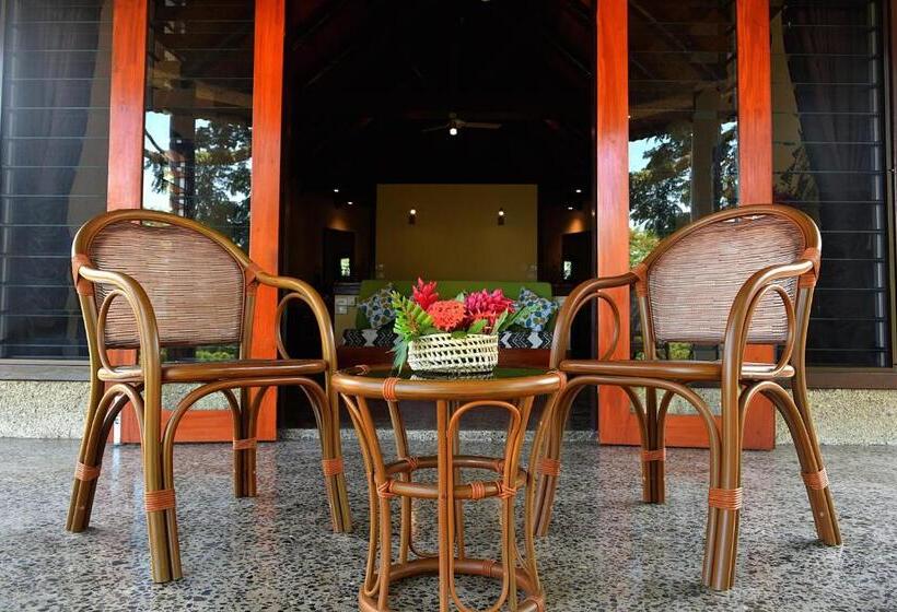 بانگلوی استاندارد با چشم‌انداز دریا, Taveuni Dive Resort