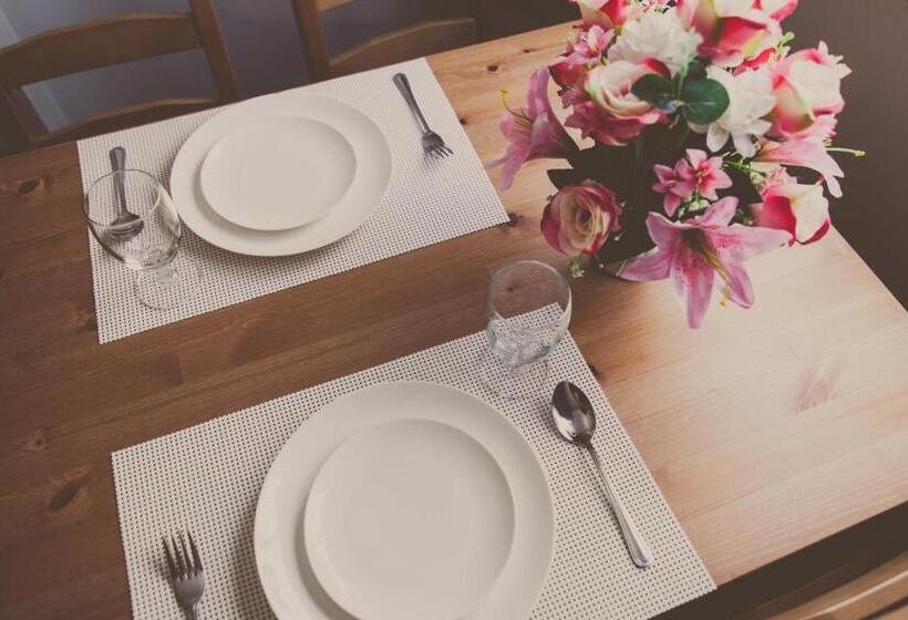 آپارتمان 1 خوابه, Racha Residence