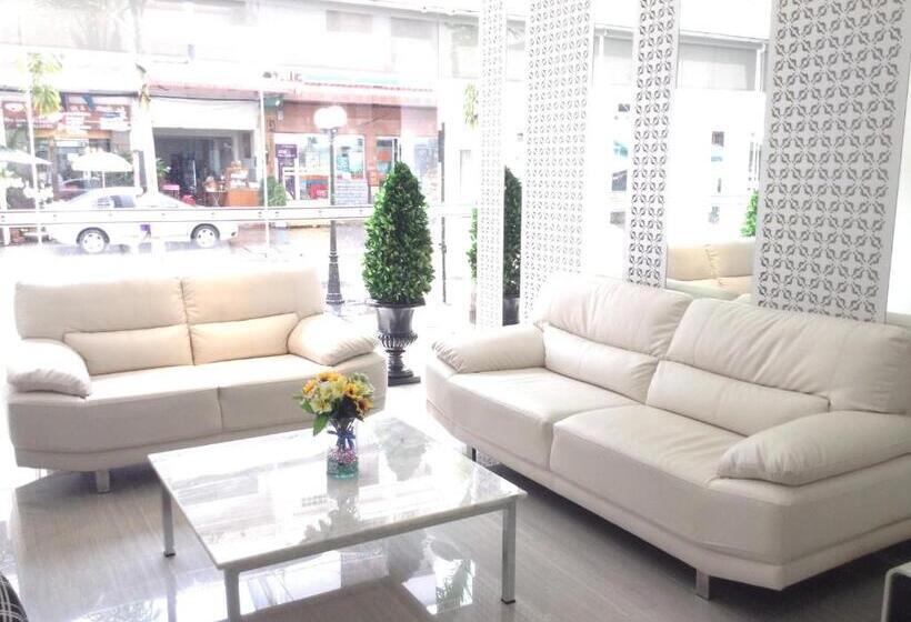 آپارتمان 2 خوابه, Racha Residence