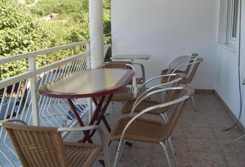 اتاق استاندارد, Guest House Sandra