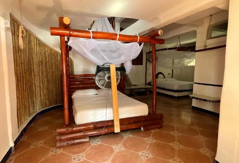 スタンダードルーム, Bambú Ecocabañas