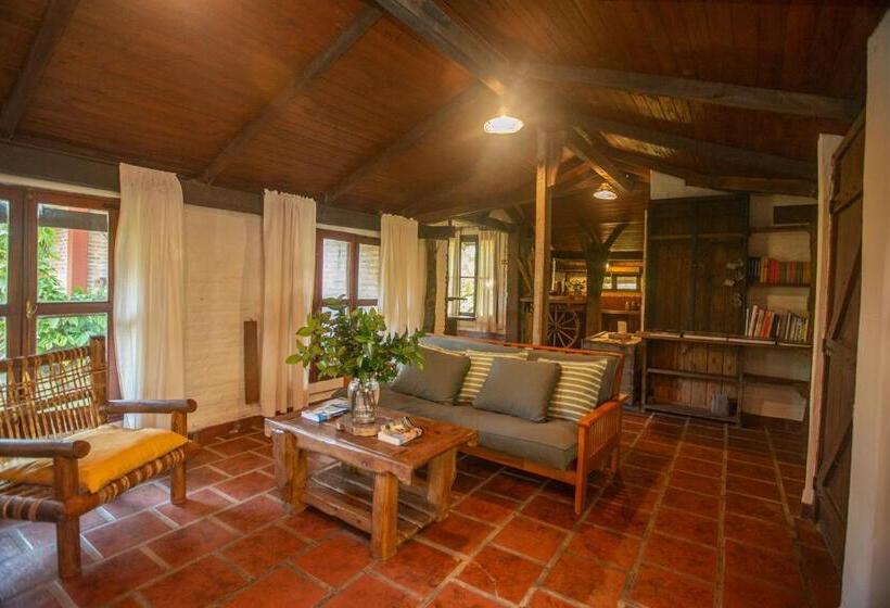 Quarto Triplo Estandar, Posada Uguay   Esteros Del Iberá