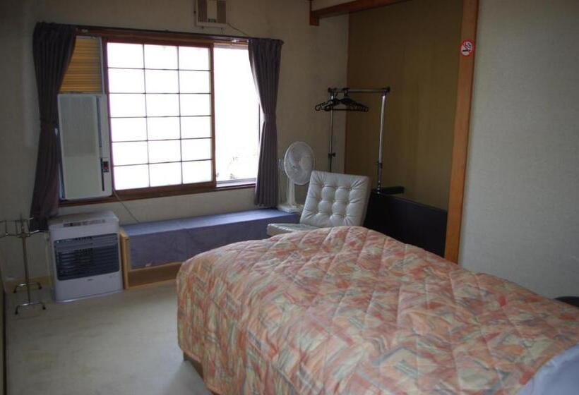 غرفة قياسية حمام مشترك, P Dash Garden Backpackers