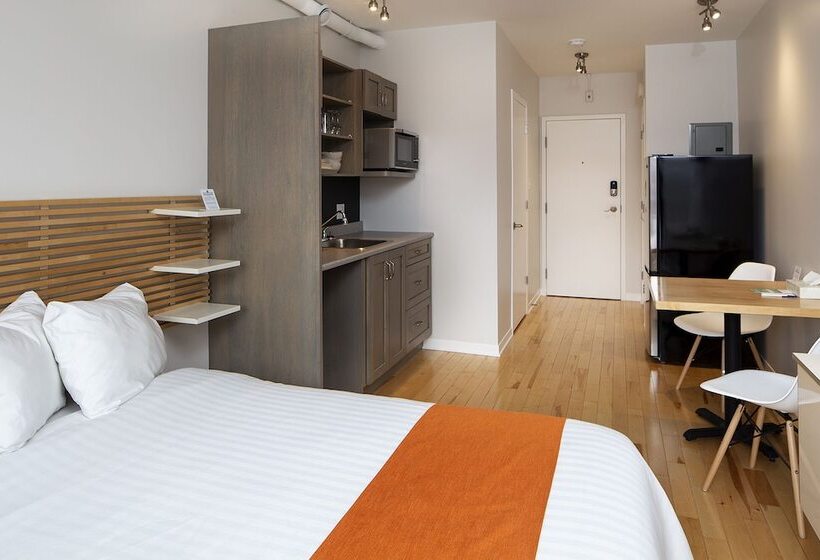 スタンダードスタジオ, Micro Boutique Living   Antigonish