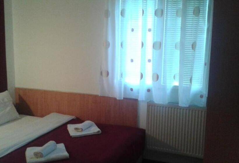 اتاق استاندارد, Rooms Lisičić