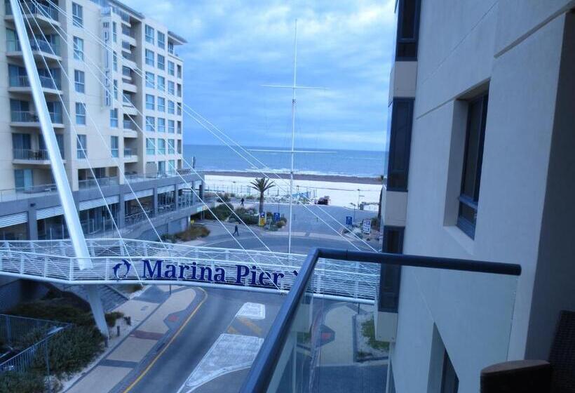 Apartamento 1 Dormitório, Lights Landing Apartments