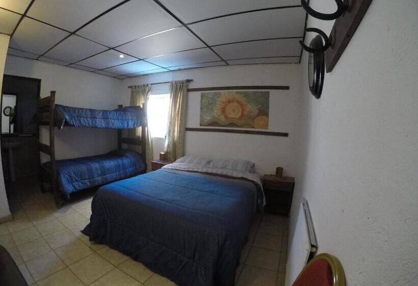 غرفة عائلية, Hosteria Uspallata