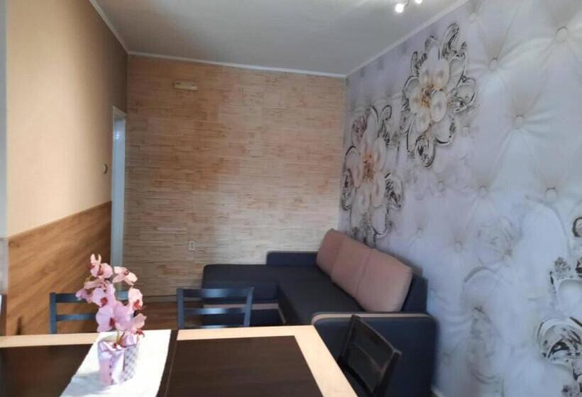 Апартаменты 2 Спальни, Kék Lagúna Wellness Apartmanok