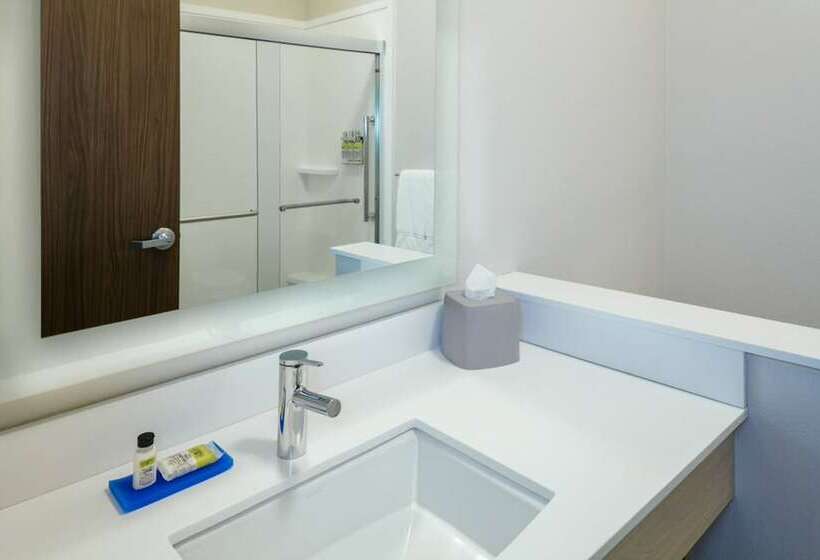 套房, Holiday Inn Express & Suites   Medford, An Ihg